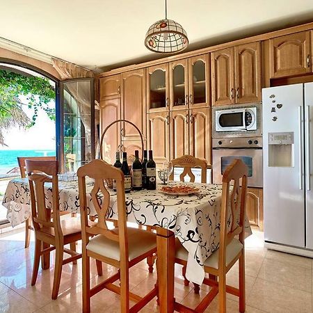 Casa De Sueno En La Playa Villa Adra Ngoại thất bức ảnh