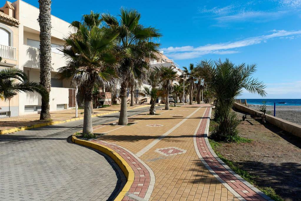 Casa De Sueno En La Playa Villa Adra Ngoại thất bức ảnh