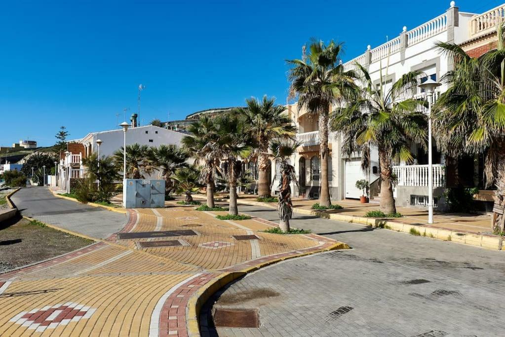 Casa De Sueno En La Playa Villa Adra Ngoại thất bức ảnh