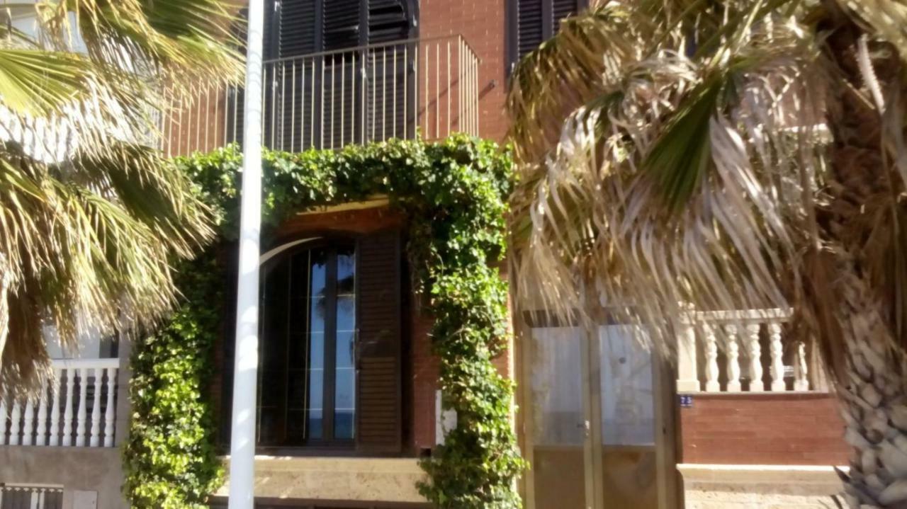 Casa De Sueno En La Playa Villa Adra Ngoại thất bức ảnh